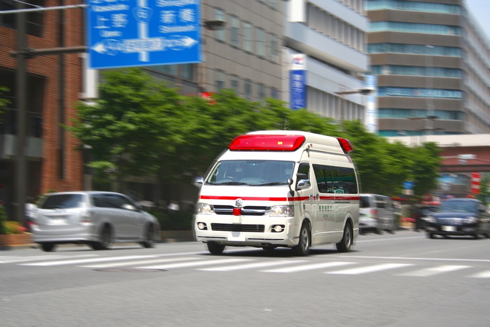 救急車で総合病院へ